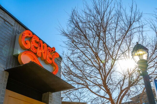 Building Photo - 2347 Hosea L Williams Dr NE