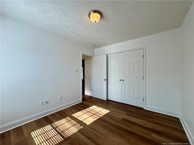 Building Photo - 5616 Duncan St