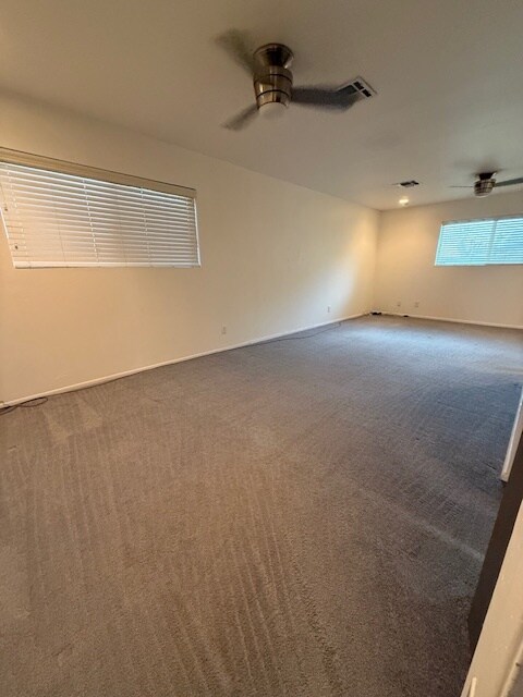 Building Photo - 8425 E Bonita Dr