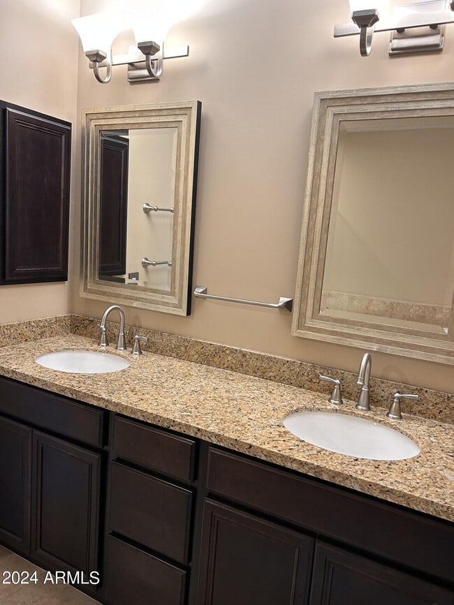 Building Photo - 36600 N Cave Creek Rd