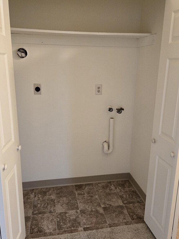Building Photo - 9 Silver Hill Ln