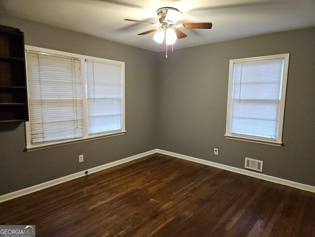 Building Photo - 2695 Sandtown Rd SW