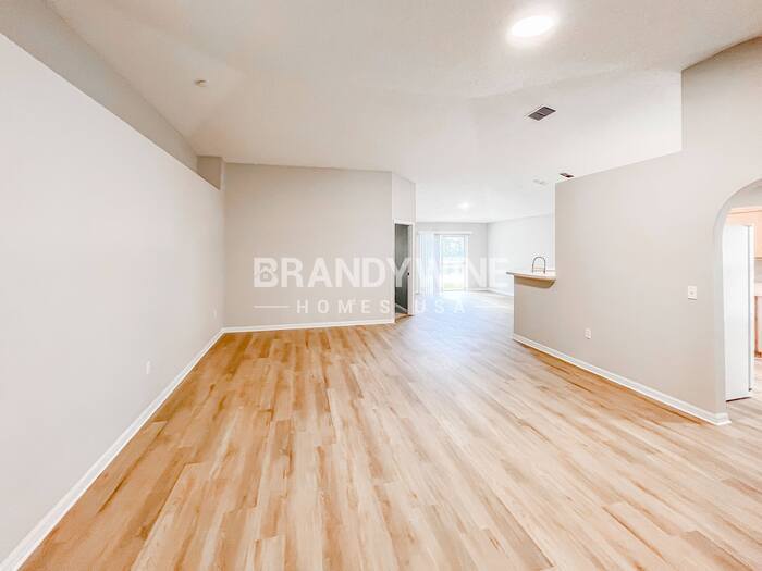 Building Photo - 4396 Marsh Hawk Dr S