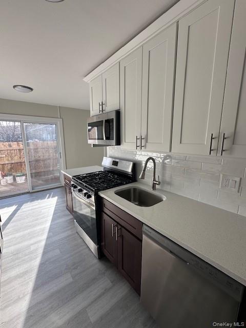 Building Photo - 460 Old Town Rd