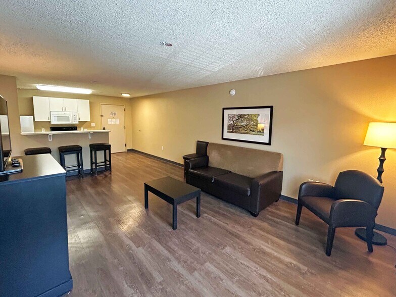 Building Photo - Furnished Studio-Los Angeles - Glendale