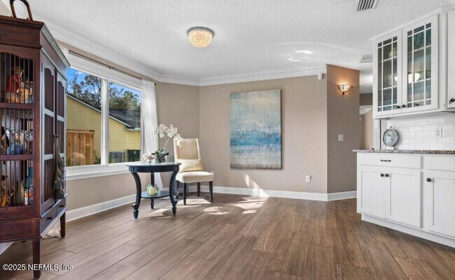 Building Photo - 14218 Hampton Falls Dr N