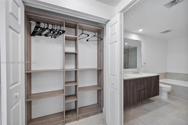 Building Photo - 488 NE 18th St