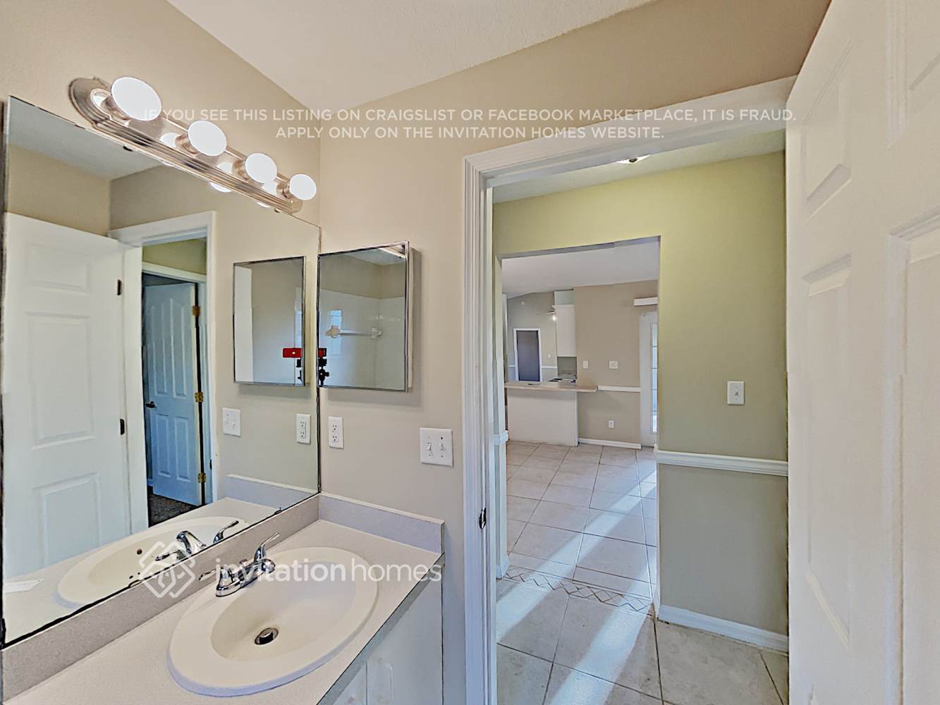 Building Photo - 4800 Miramar St