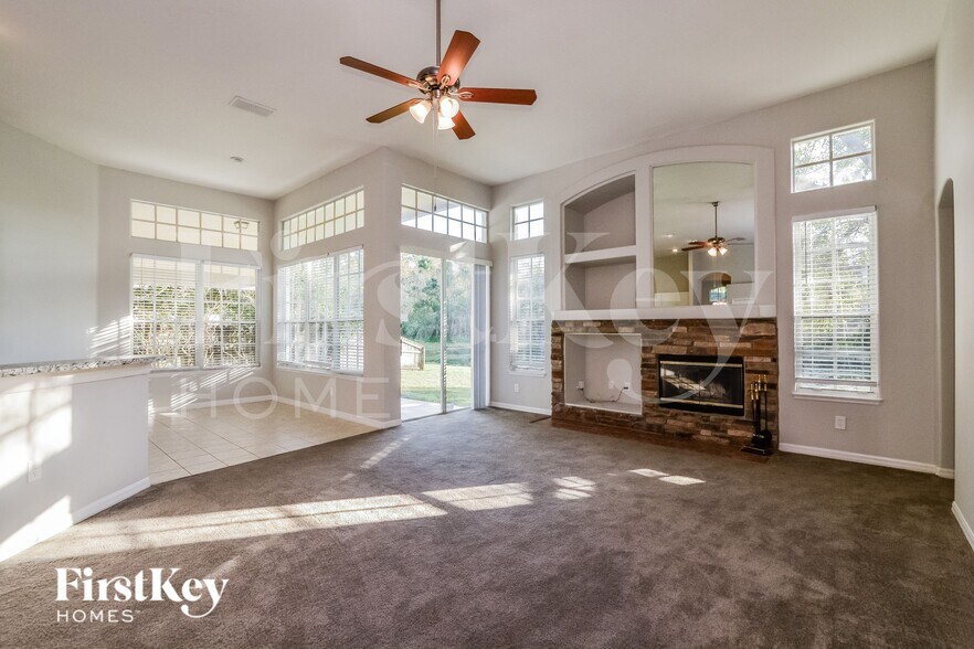 Building Photo - 13856 Magnolia Glen Cir