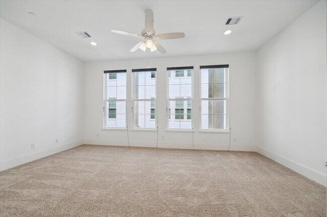 Building Photo - 2509 Dorrington St