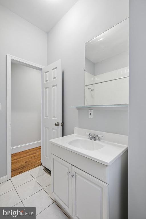 Building Photo - 58 Quincy Pl NE