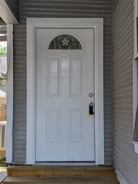 Building Photo - 7116 Avenue F