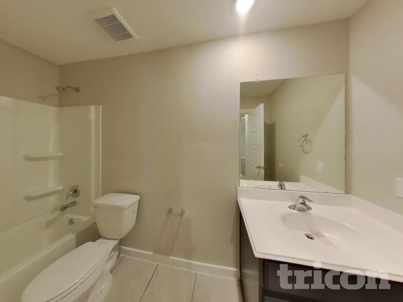 Building Photo - 7244 Littlefoot Ln