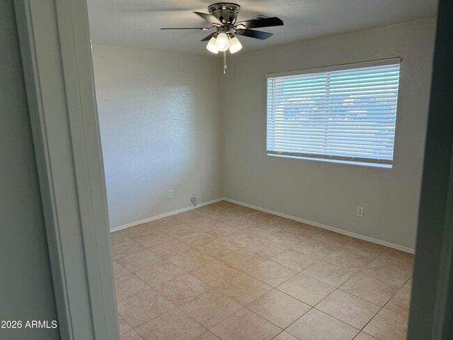 Building Photo - 10260 W Leander Dr