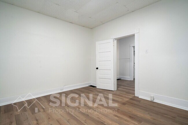 Building Photo - 4808 2nd Ave N