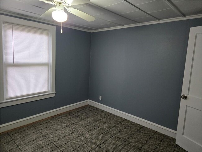 Building Photo - 36 Crawford St