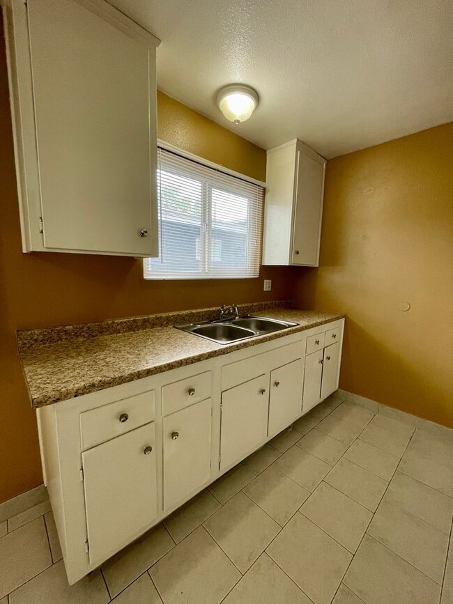 Building Photo - 3200 Arlene Way