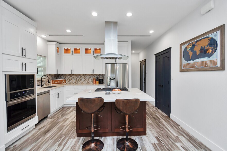 Kitchen - 4209 New Orleans St