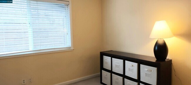 Building Photo - 3262 Marlene Dr