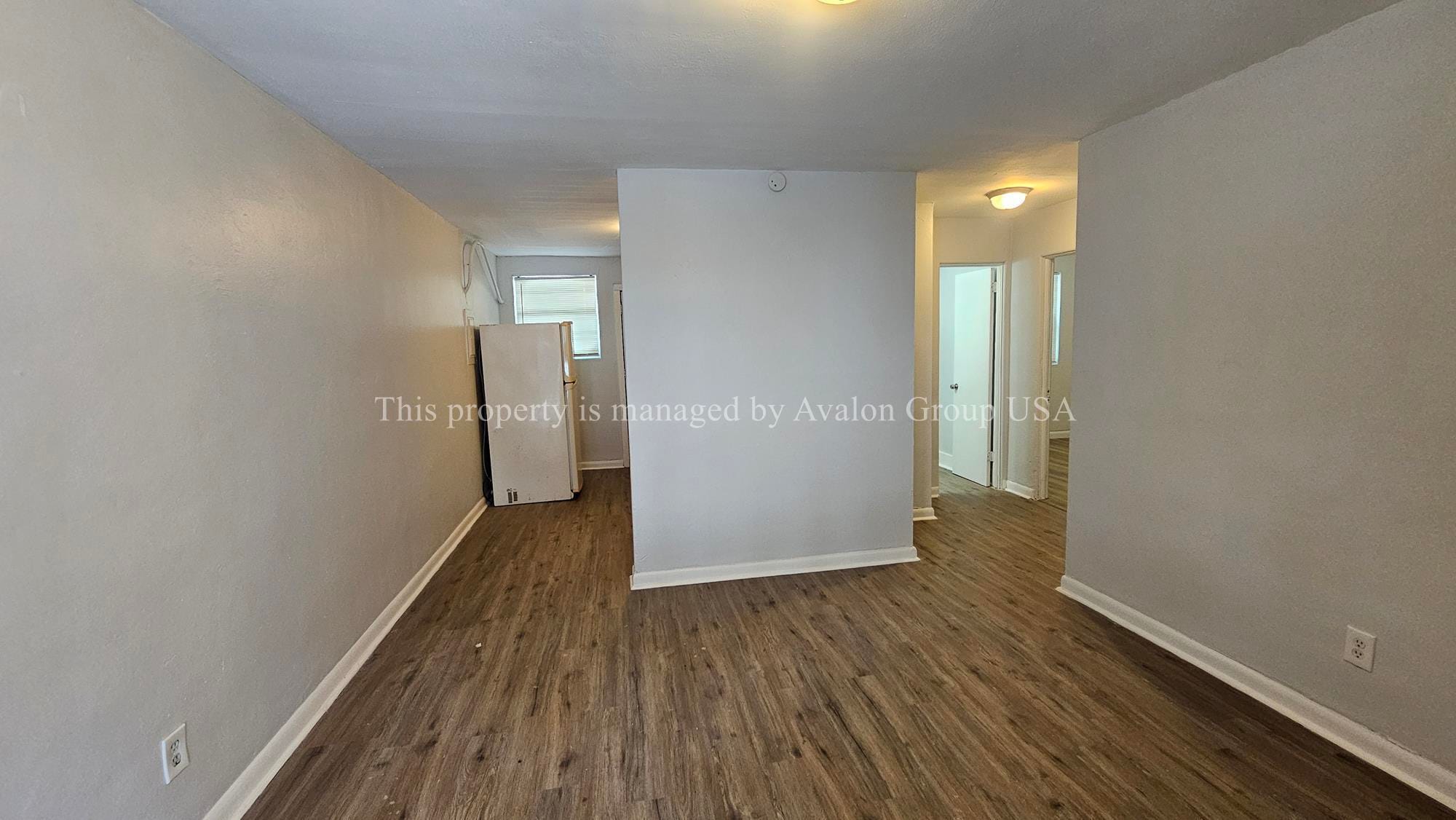 Building Photo - 604 W 18th St