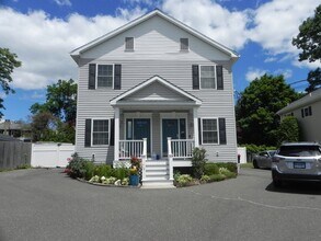 Building Photo - 10 Adamson Ave