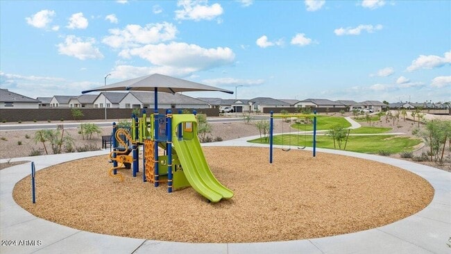 Building Photo - 1575 E Lardner Dr