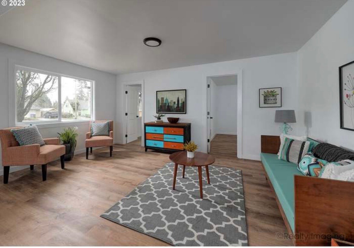 Building Photo - 203 NE 162nd Ave