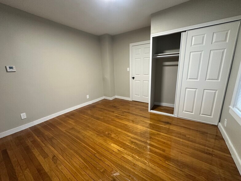 Building Photo - 51 Freeman Ave