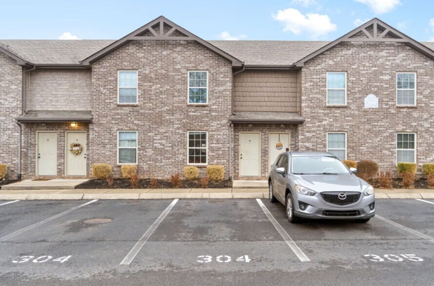Building Photo - 150 Fairview Ln