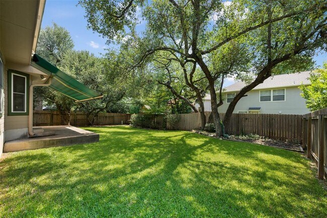 Building Photo - 3635 Flora Vista Loop