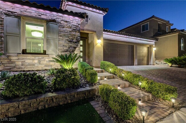 Building Photo - 3943 Reyes Ave
