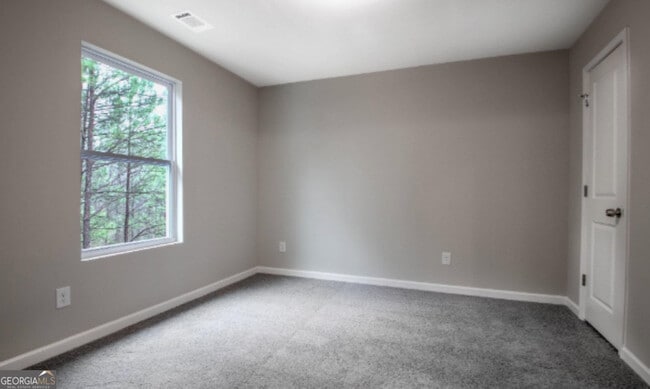 Building Photo - 87 Mineral Springs Ln