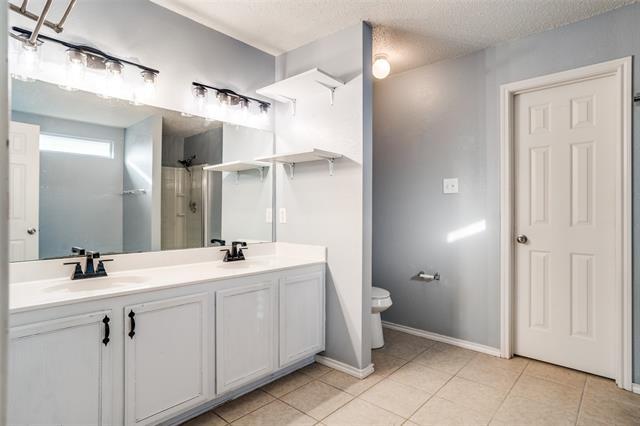 Building Photo - 1130 Annie Oakley Dr