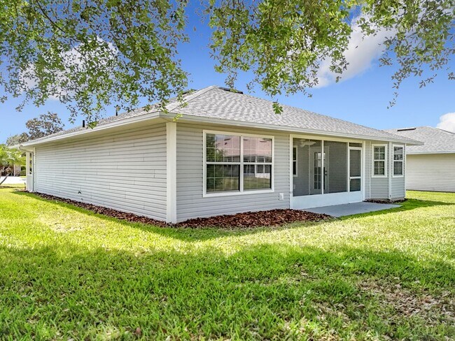 Building Photo - 2 Bedroom, 2 Bath | Lake Community | Dock & Boat Ramp Access