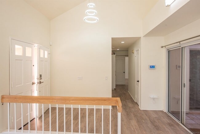 Building Photo - 11323 Caminito Corriente