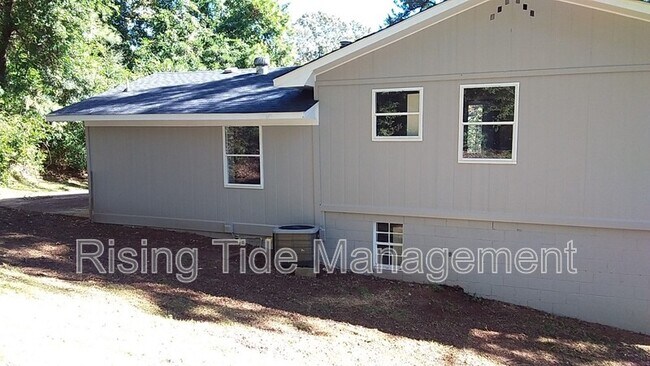 Building Photo - 1036 Arcadia Cir