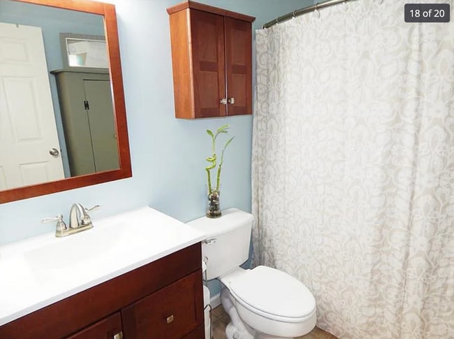 Building Photo - 1115 Linden Vue Dr