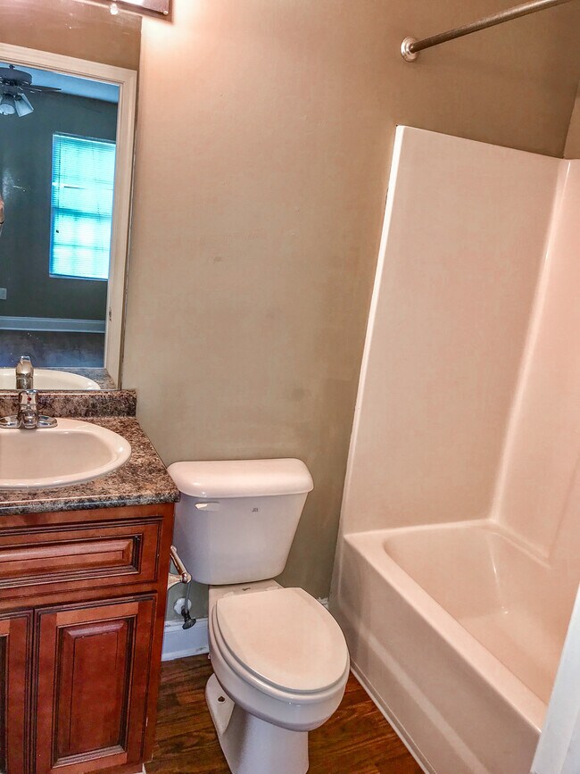 Building Photo - 108 Tuscany Trail