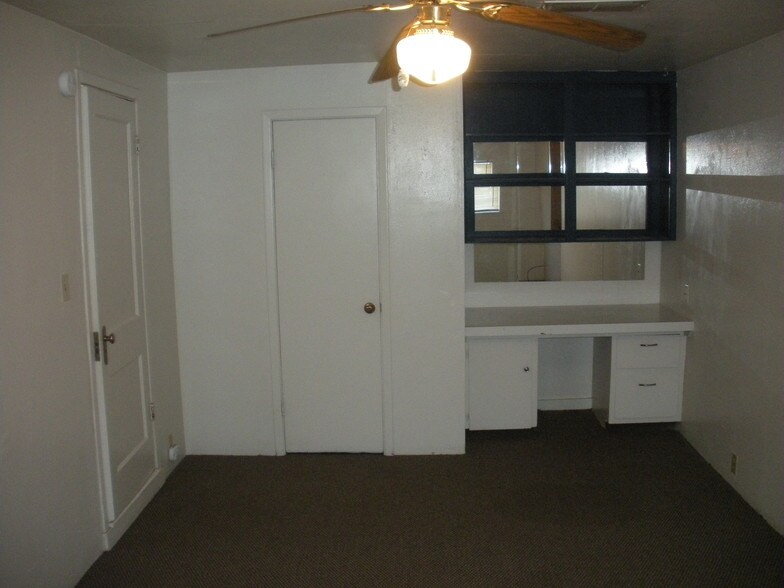 Building Photo - 2222 20th St