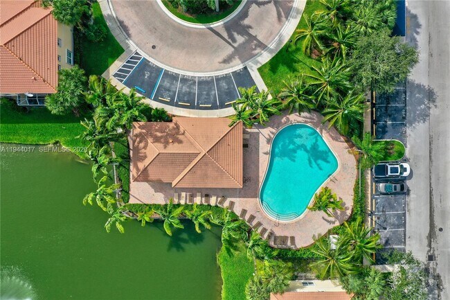 Building Photo - 3258 NW 32nd Terrace