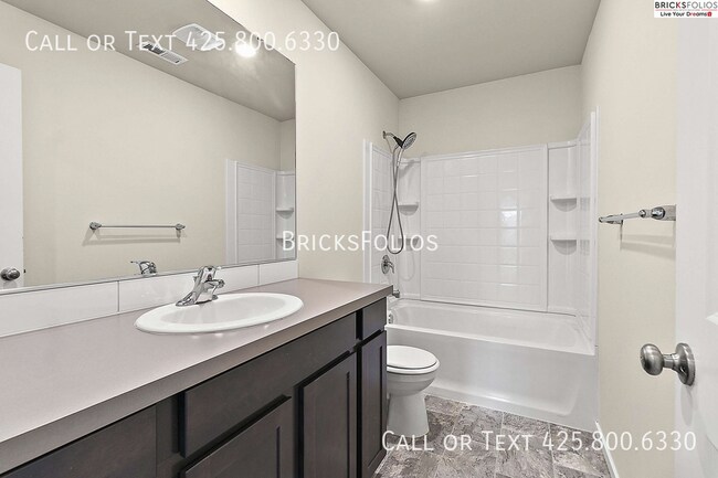 Building Photo - 18722 106th Ave Ct E