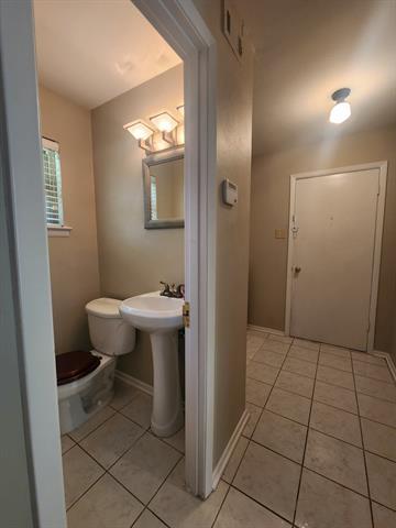 Building Photo - 3410 Whitehall Dr