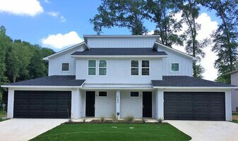 Building Photo - 10576 Brothers Ln