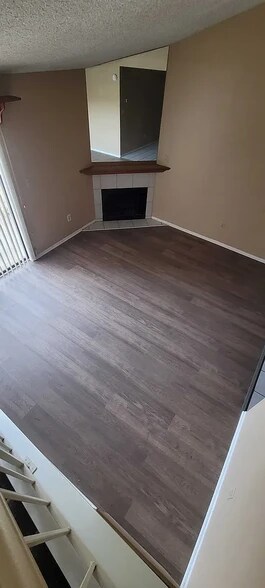 Building Photo - 44544 15th St E