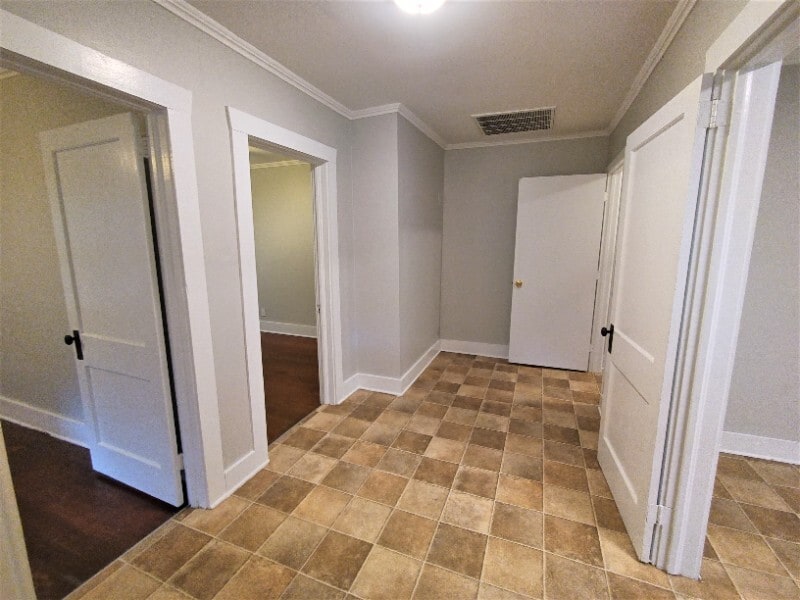 Building Photo - 186 E Brazell St