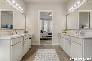 Building Photo - 1125 Cadogan Squire