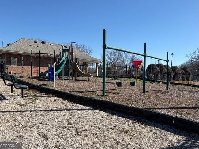 Building Photo - 1730 Bennett Dr