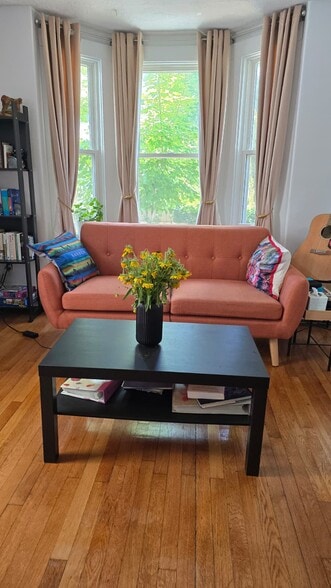 Living Room1 - 7 Wyatt St