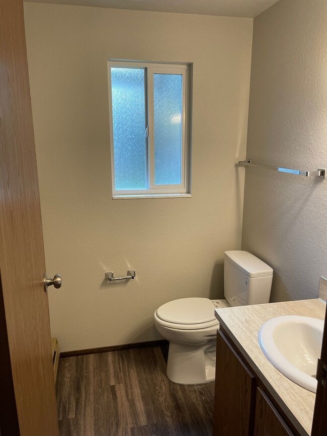 Building Photo - 9014 10th Pl SE