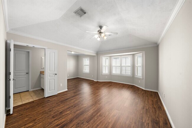 Building Photo - 1517 Asbury St